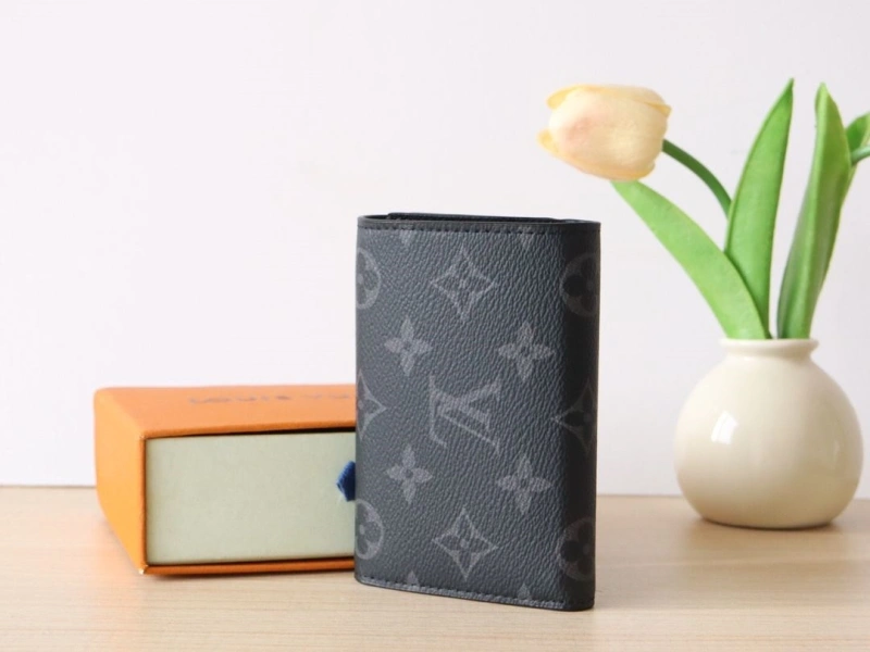 LV Wallets 4178A-0061