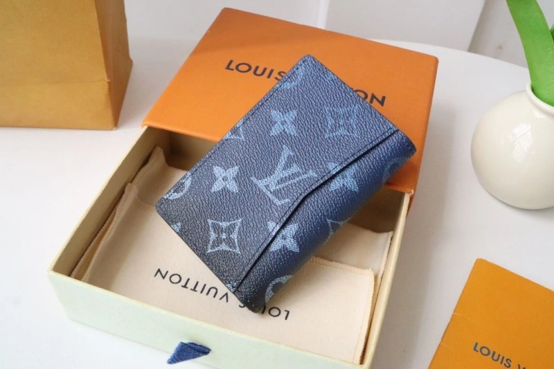 LV Wallets 4178A-0097