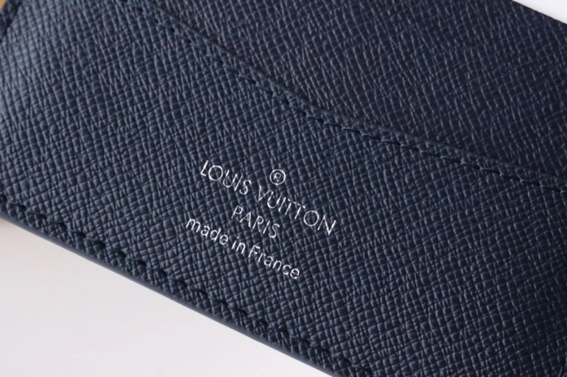 LV Wallets 4178A-0098