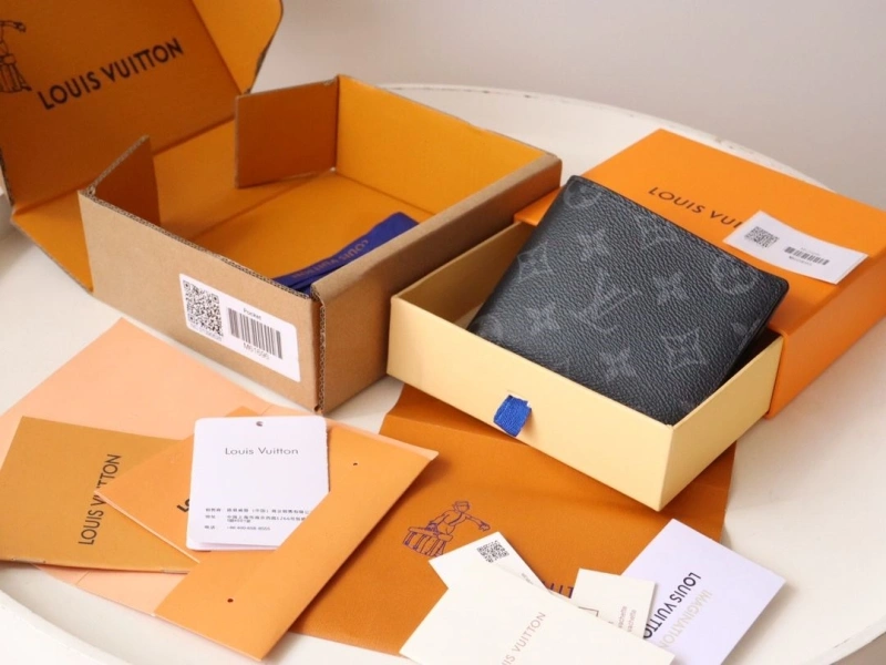 LV Wallets 4178A-0131