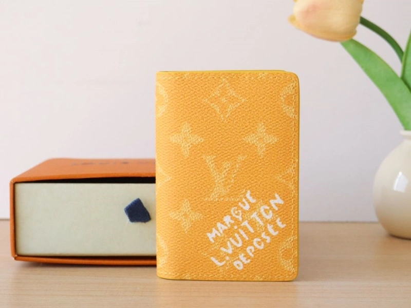 LV Wallets 4178A-0137