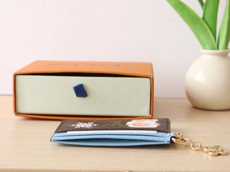 LV Wallets 4178A-0141