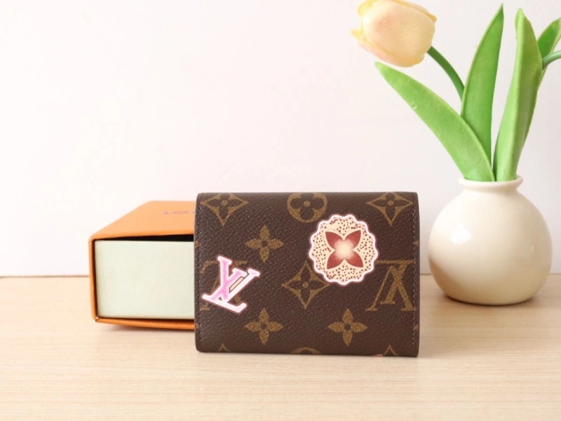 LV Wallets 4178A-0142