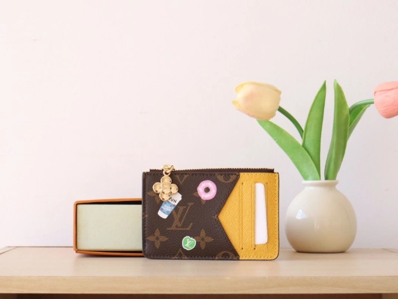 LV Wallets 4178A-0143