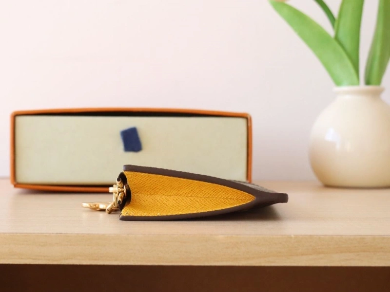 LV Wallets 4178A-0143