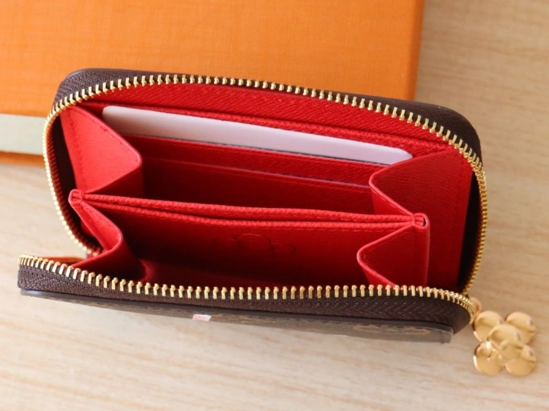 LV Wallets 4178A-0146