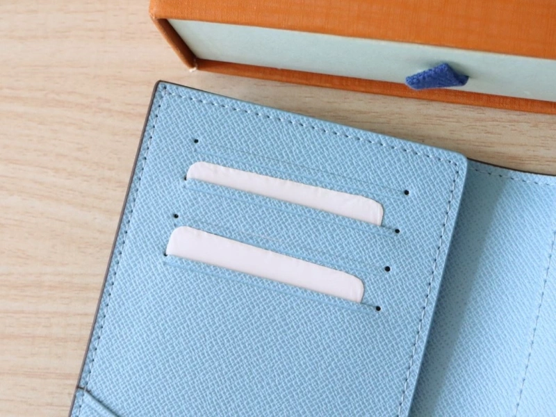 LV Wallets 4178A-0149