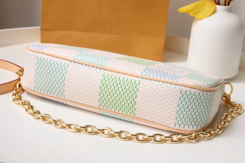 LV Wallets 4178A-0155