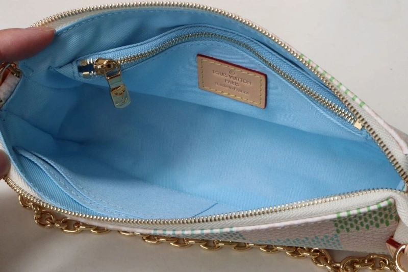 LV Wallets 4178A-0155