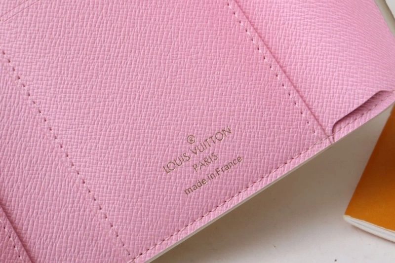 LV Wallets 4178A-0158