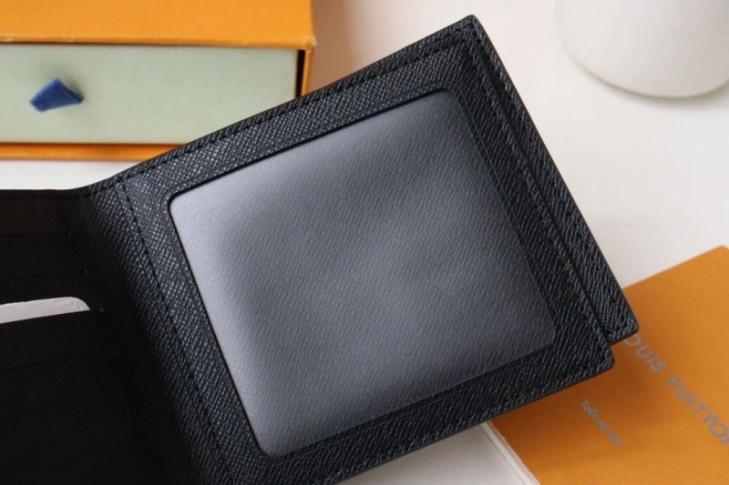 LV Wallets 4178A-0165