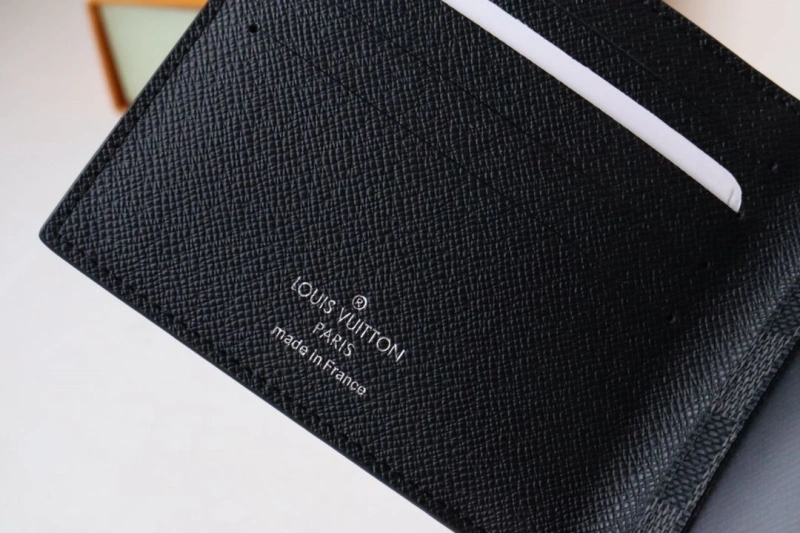 LV Wallets 4178A-0166