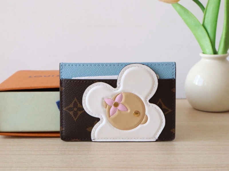 LV Wallets 4178A-0184