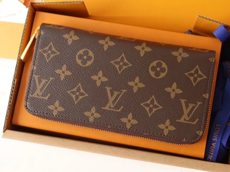 LV Wallets 4178A-0187