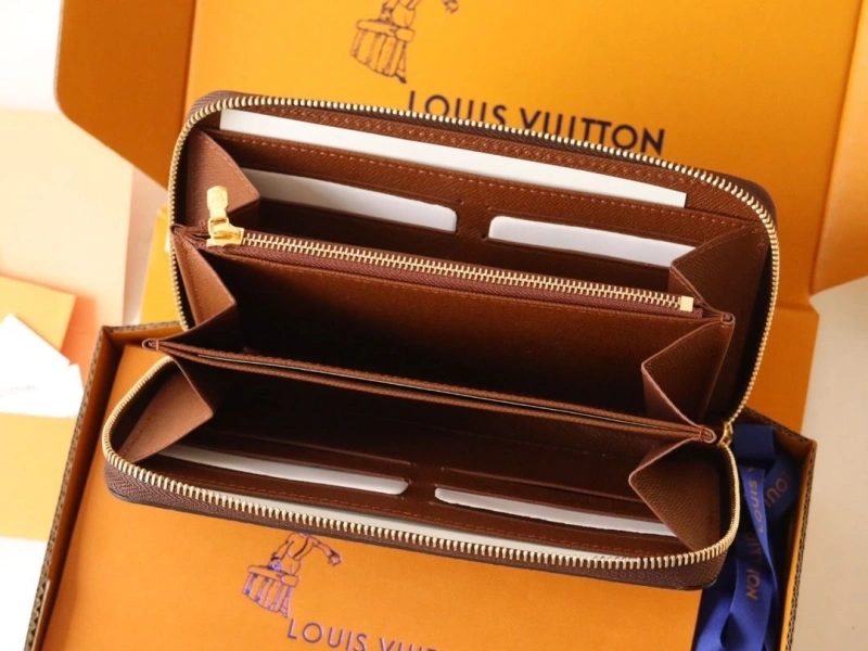 LV Wallets 4178A-0187