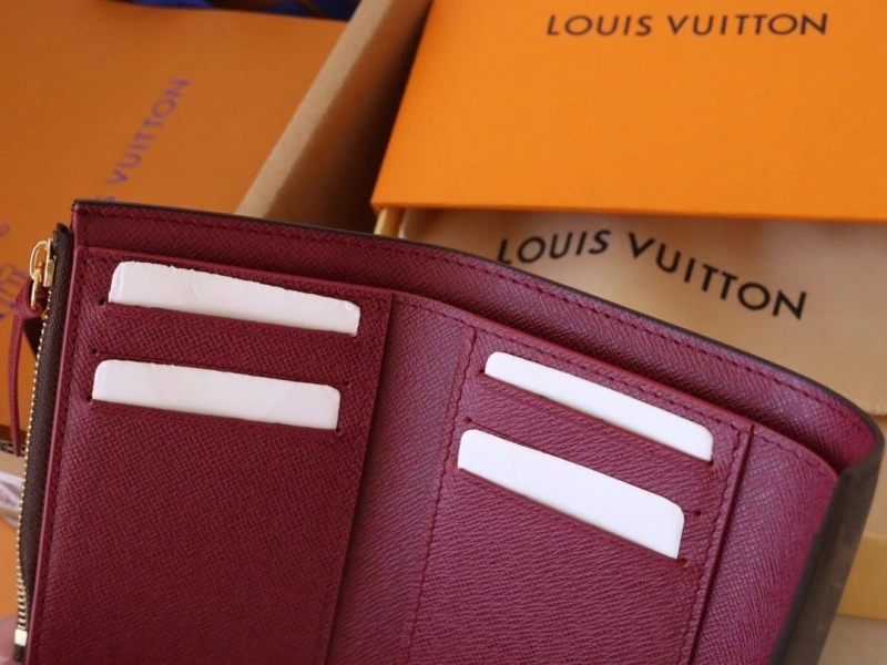 LV Wallets 4178A-0189