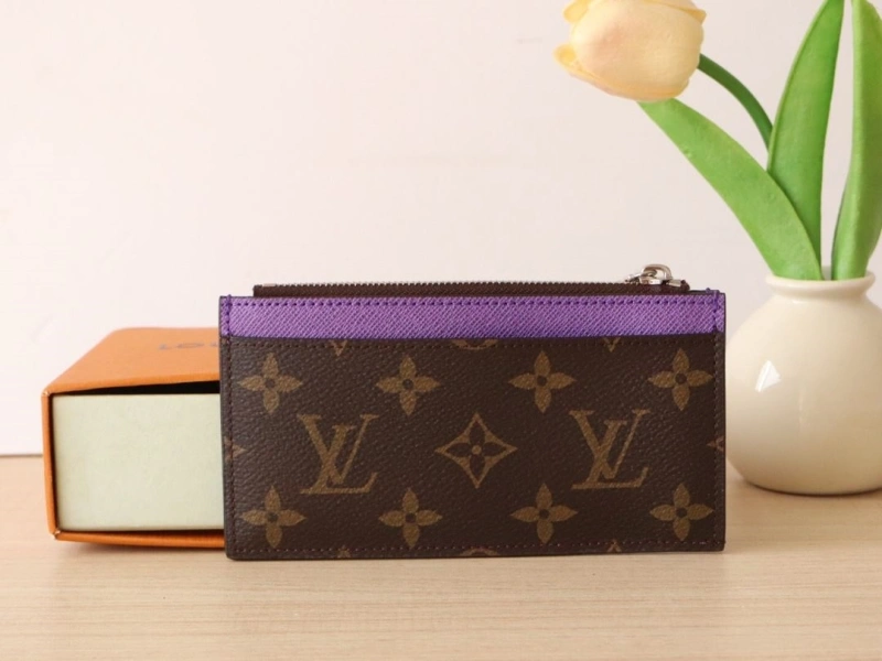 LV Wallets 4178A-0195