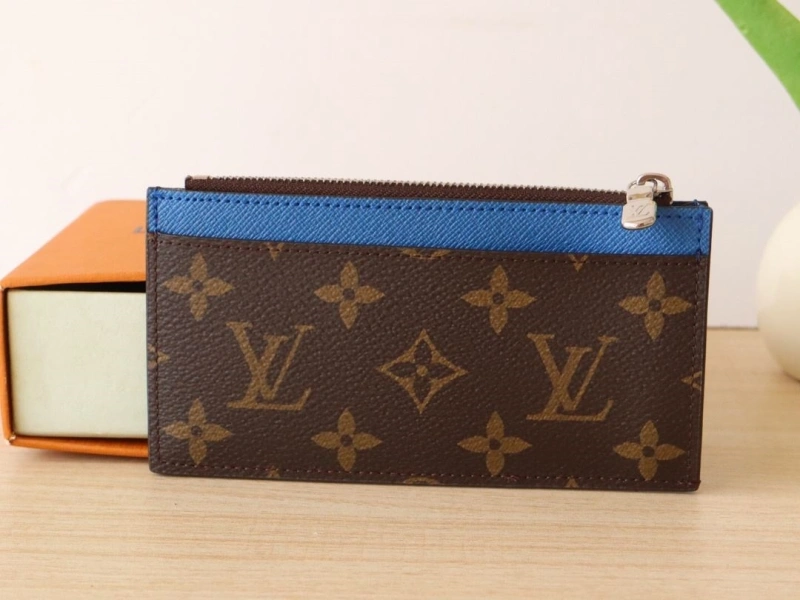 LV Wallets 4178A-0197