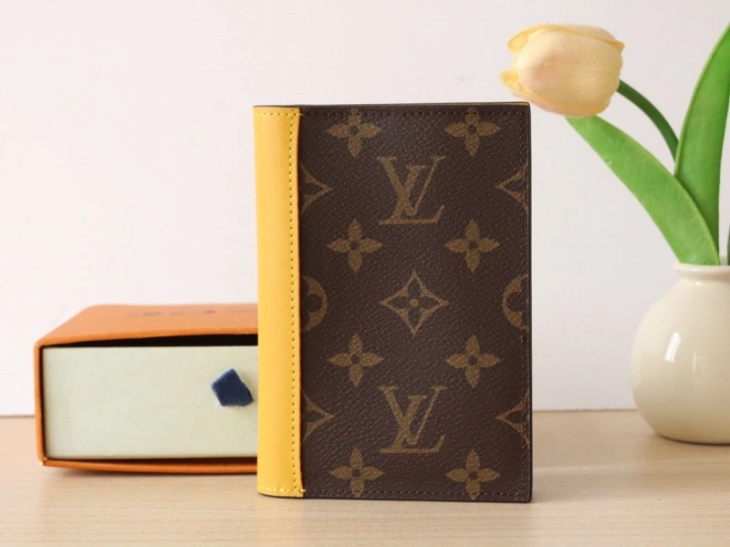 LV Wallets 4178A-0201