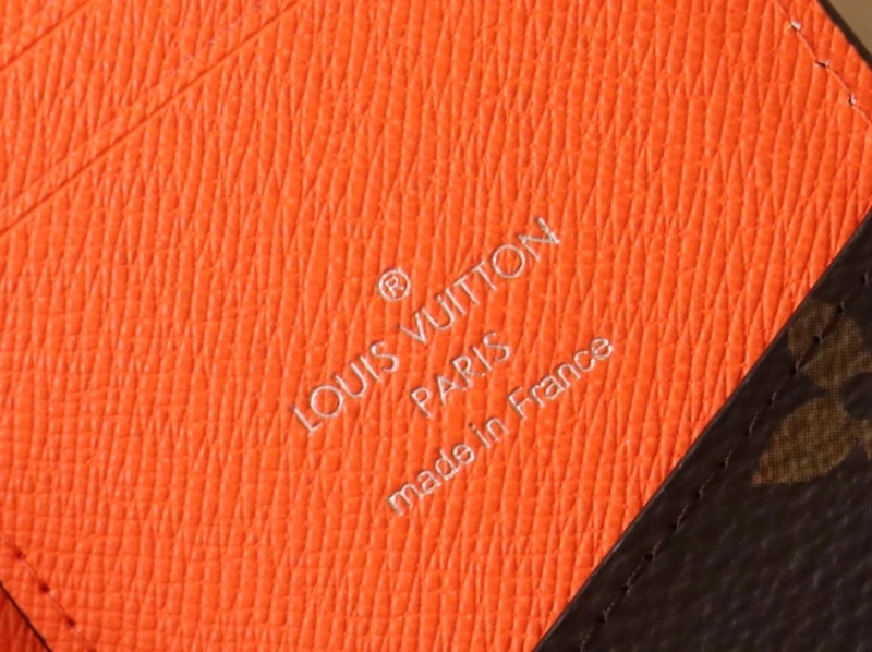 LV Wallets 4178A-0202