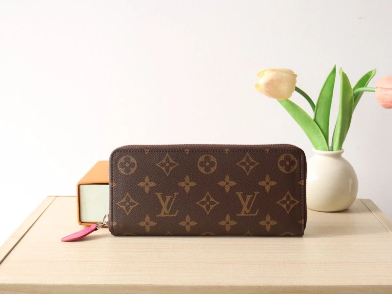 LV Wallets 4178A-0214