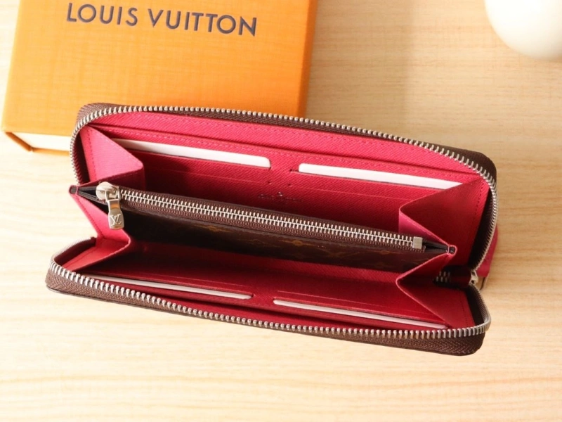 LV Wallets 4178A-0214