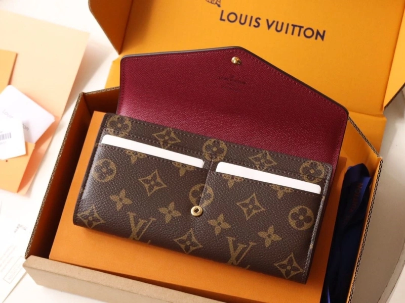 LV Wallets 4178A-0216