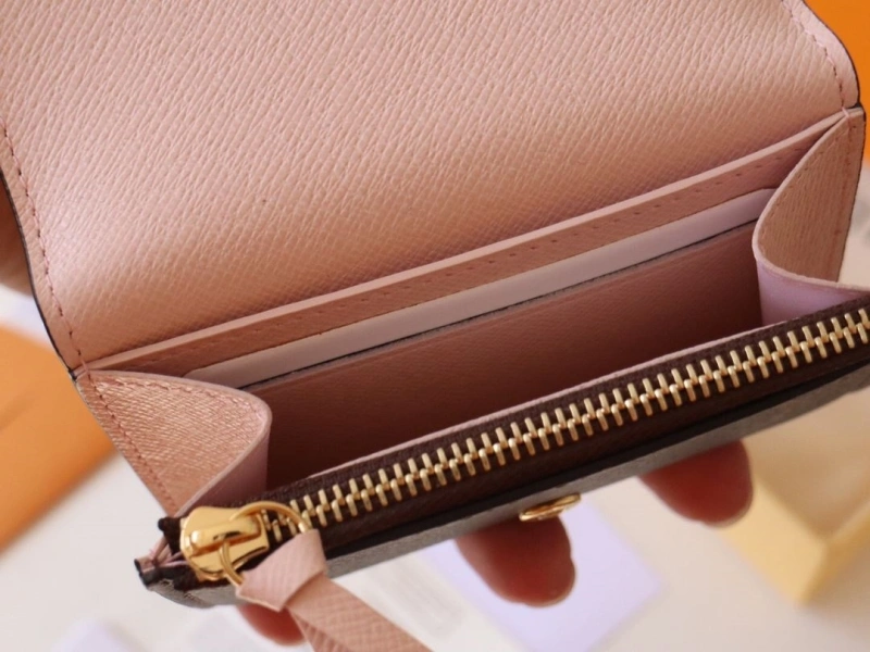 LV Wallets 4178A-0220