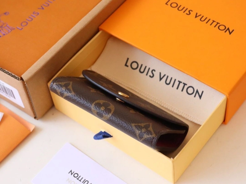 LV Wallets 4178A-0221