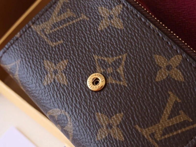 LV Wallets 4178A-0221