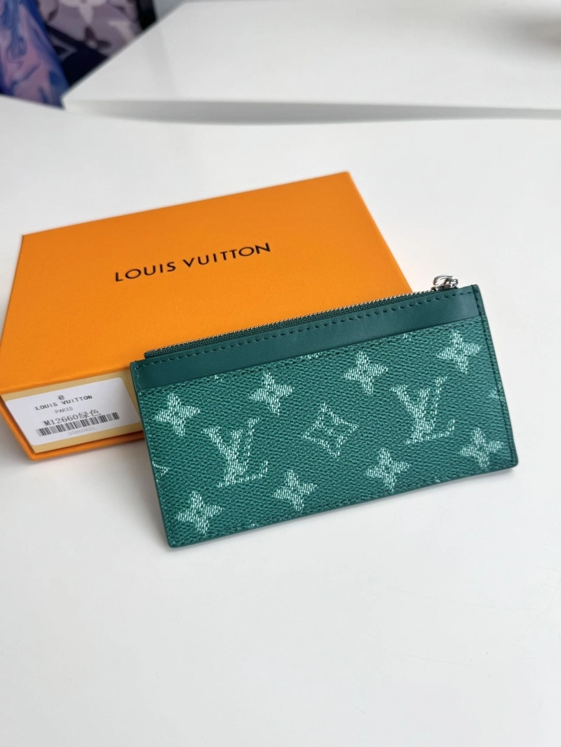 LV Wallets 4178A-0243
