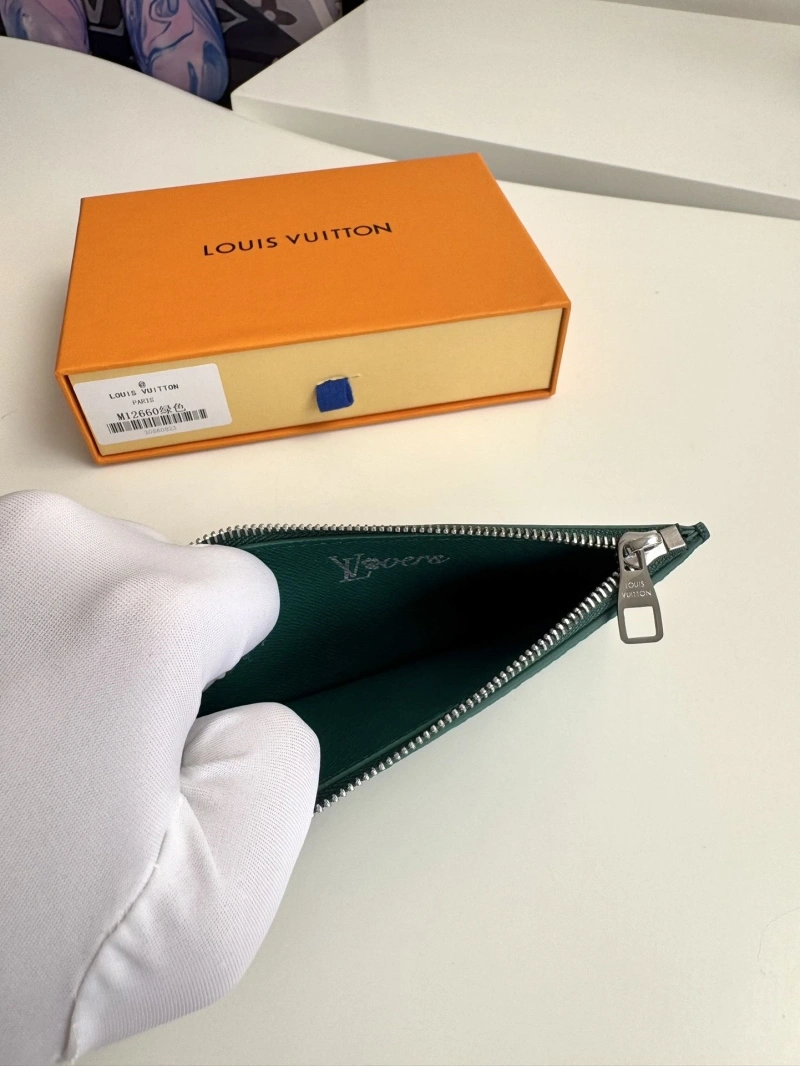 LV Wallets 4178A-0243