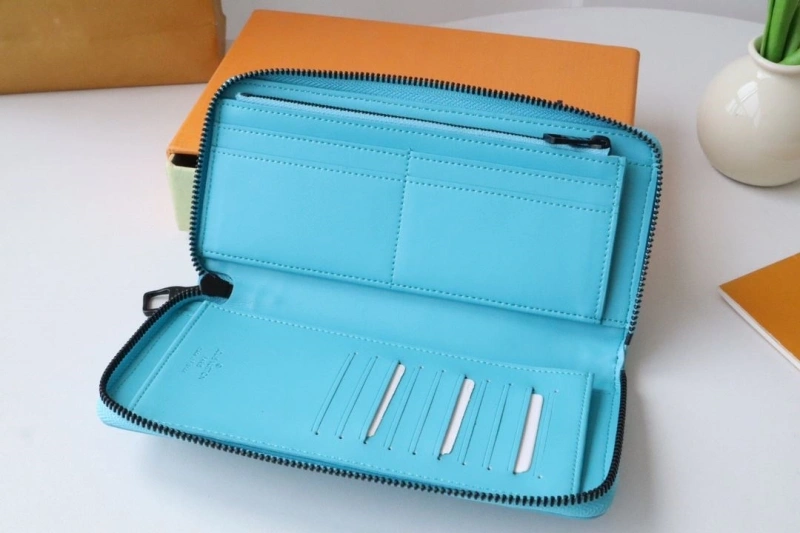 LV Wallets 4178A-0250