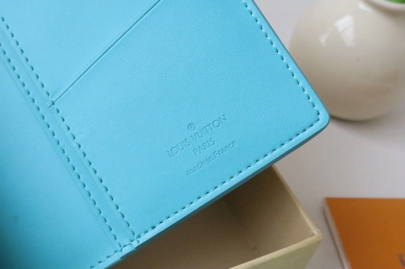 LV Wallets 4178A-0252