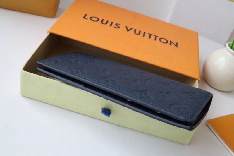 LV Wallets 4178A-0253
