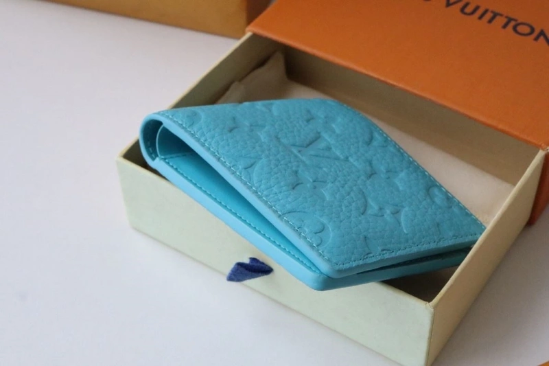 LV Wallets 4178A-0255