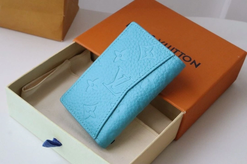 LV Wallets 4178A-0256