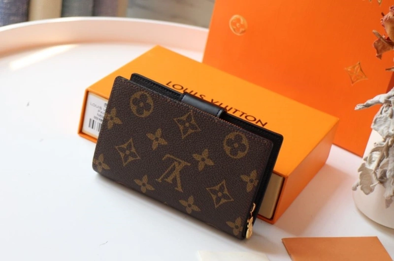 LV Wallets 4178A-0268