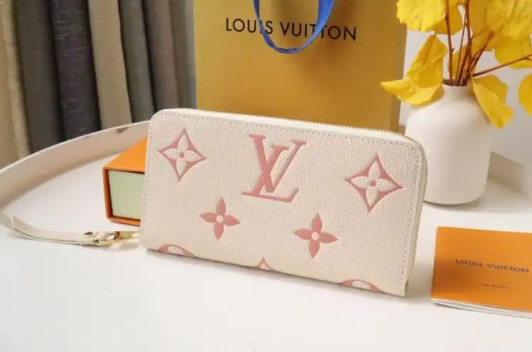 LV Wallets 4178D-0002