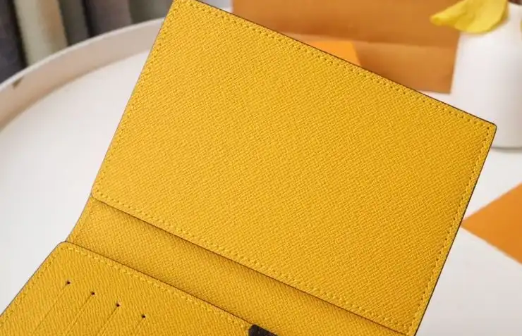 LV Wallets 4178D-0009