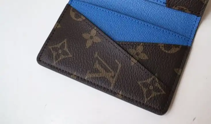 LV Wallets 4178D-0013