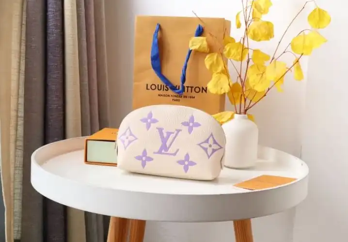 LV Clutch Bags 4178D-0118