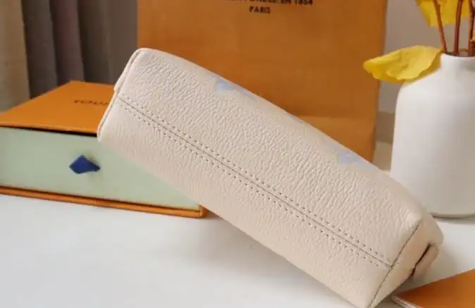 LV Clutch Bags 4178D-0120