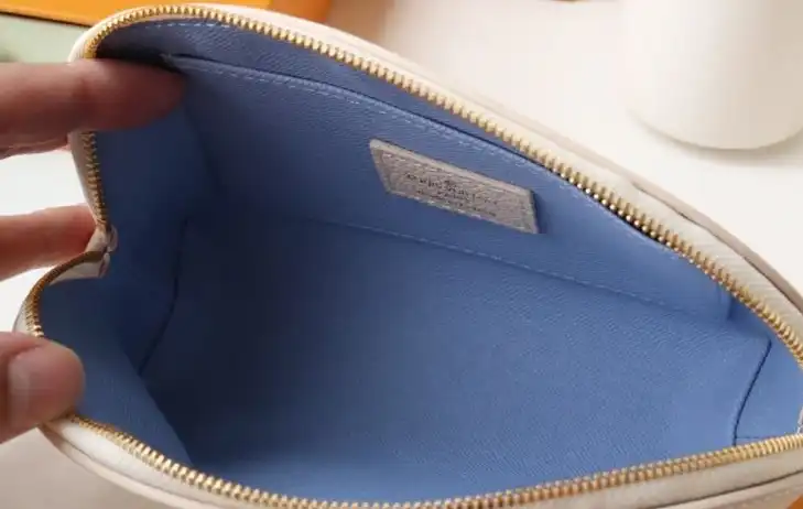 LV Clutch Bags 4178D-0120