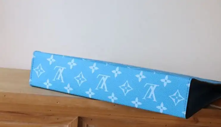 LV Clutch Bags 4178D-0183