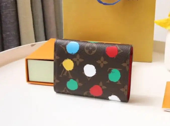 LV Wallets 4178G-0178