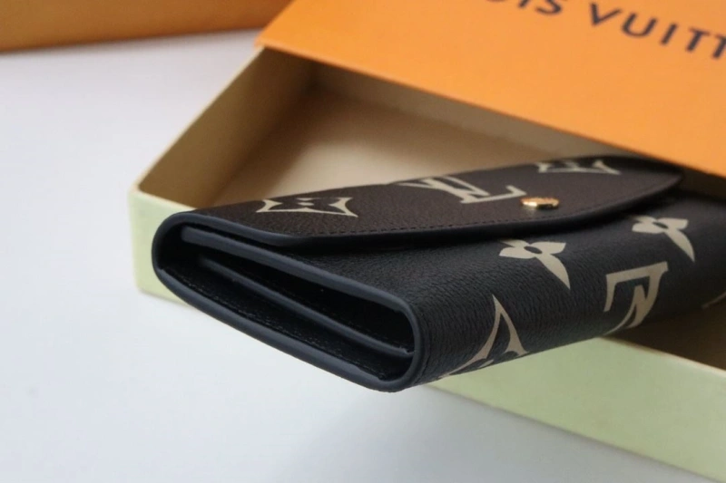 LV Wallets 4178H-0013