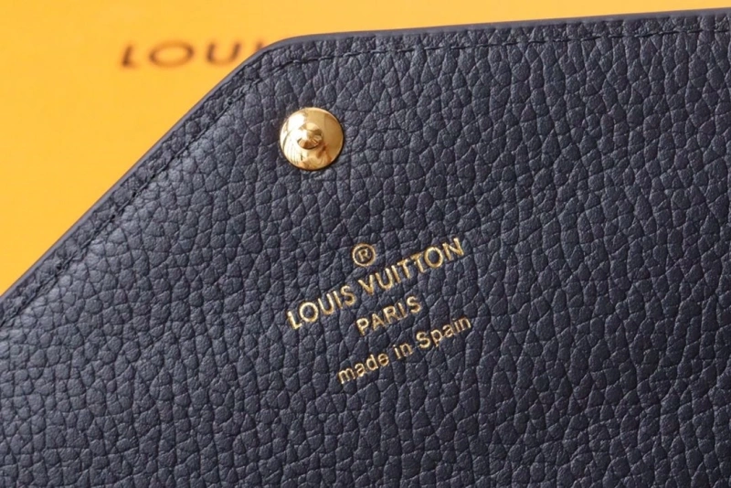 LV Wallets 4178H-0021