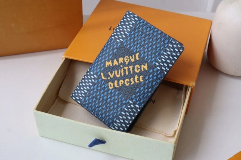 LV Wallets 4178H-0031