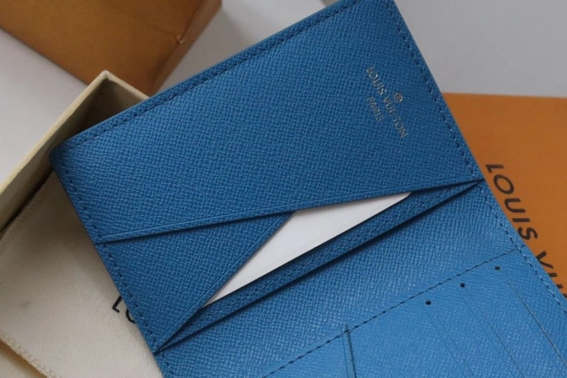 LV Wallets 4178H-0044